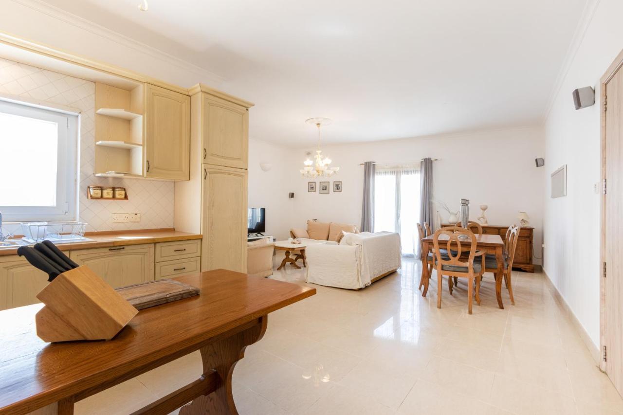 70/2- Spacious&Charming 3 Bedroom Apt In Sliema Exterior foto