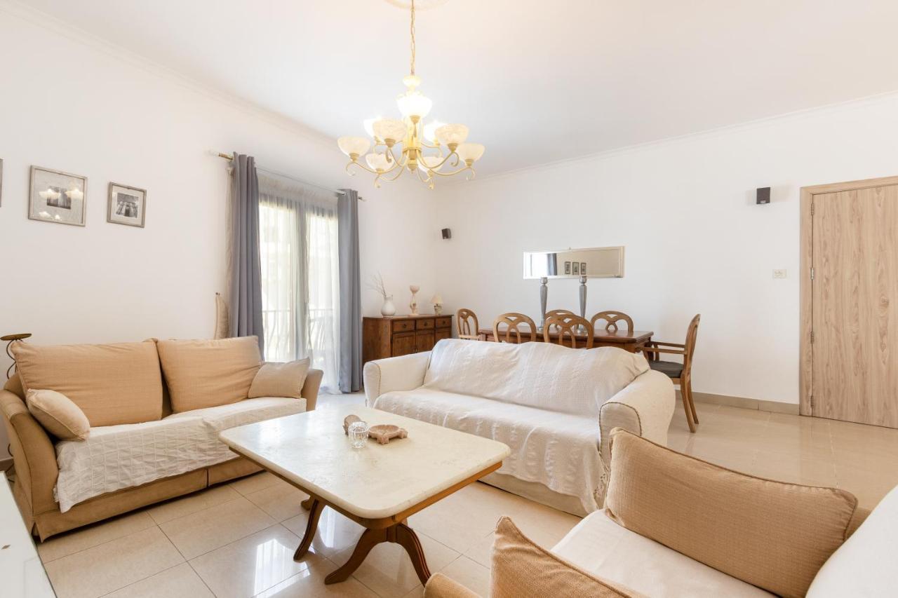 70/2- Spacious&Charming 3 Bedroom Apt In Sliema Exterior foto